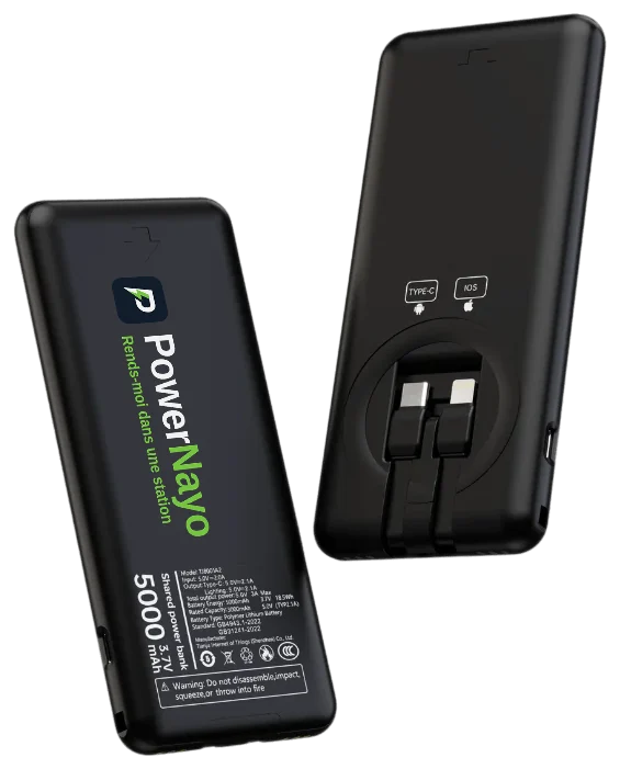 Powerbank PowerNayo 5 000 mAh, avec ses câbles USB-C et iPhone intégrés